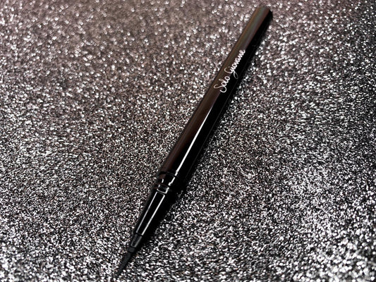 SG So Edgy Deep Black eyeliner-0